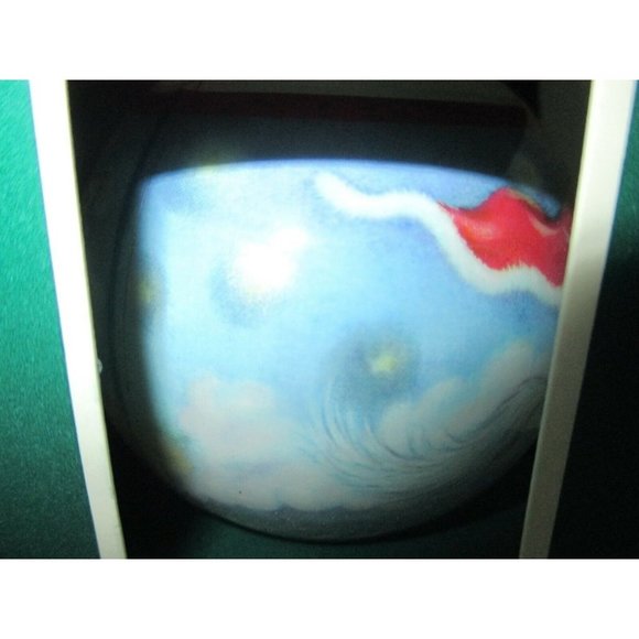 The Gift Bringers First Edition 1989 Hallmark Keepsake Ornament Glass Ball New - Picture 4 of 11